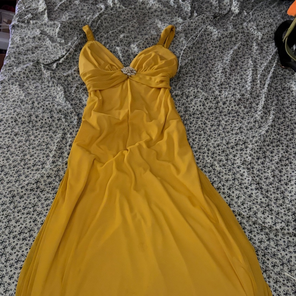 Elegant Yellow Evening Dress